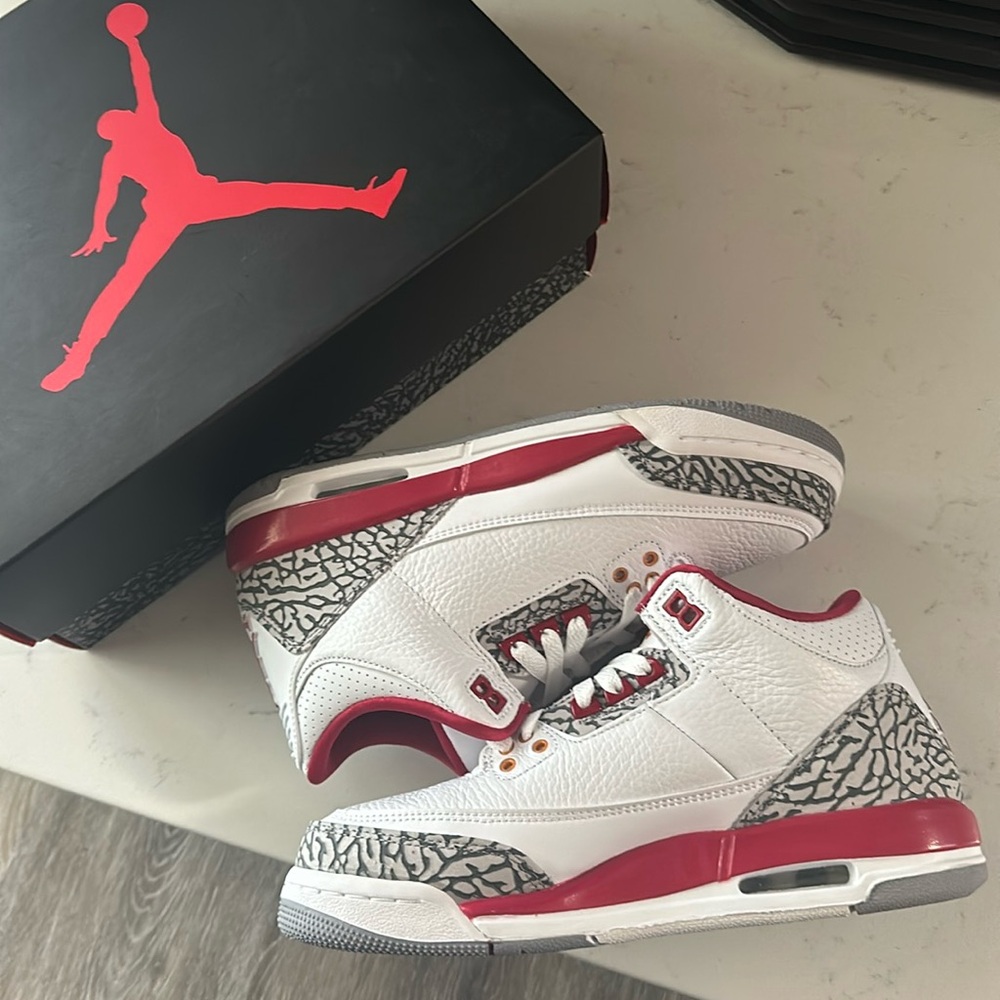 NEW Jordan 3 Retro Cardinal (GS) size 6.5 Y equivalent to 8 women’s